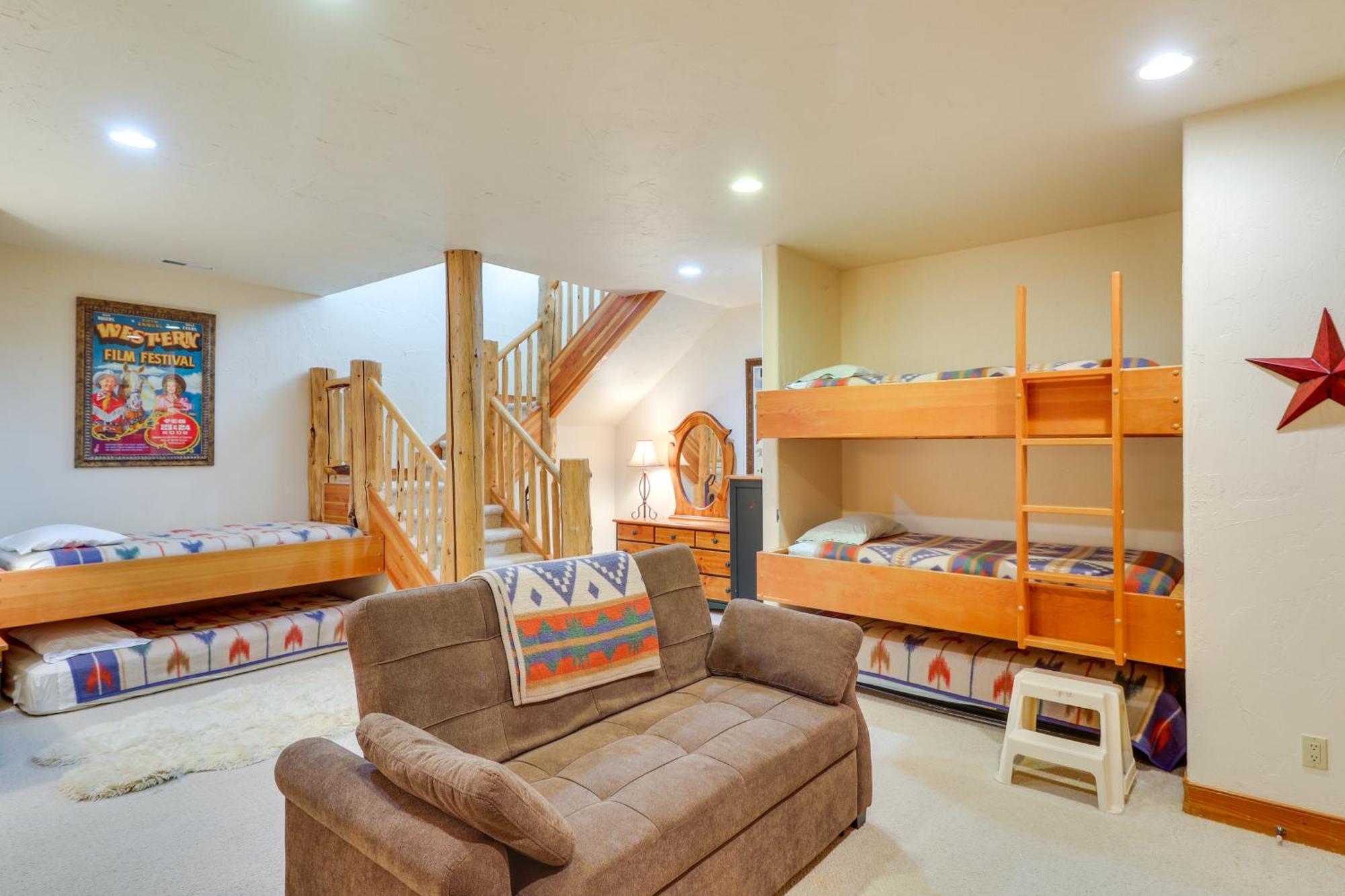 Spacious Whitefish Home With Sauna And Ski Resort View מראה חיצוני תמונה