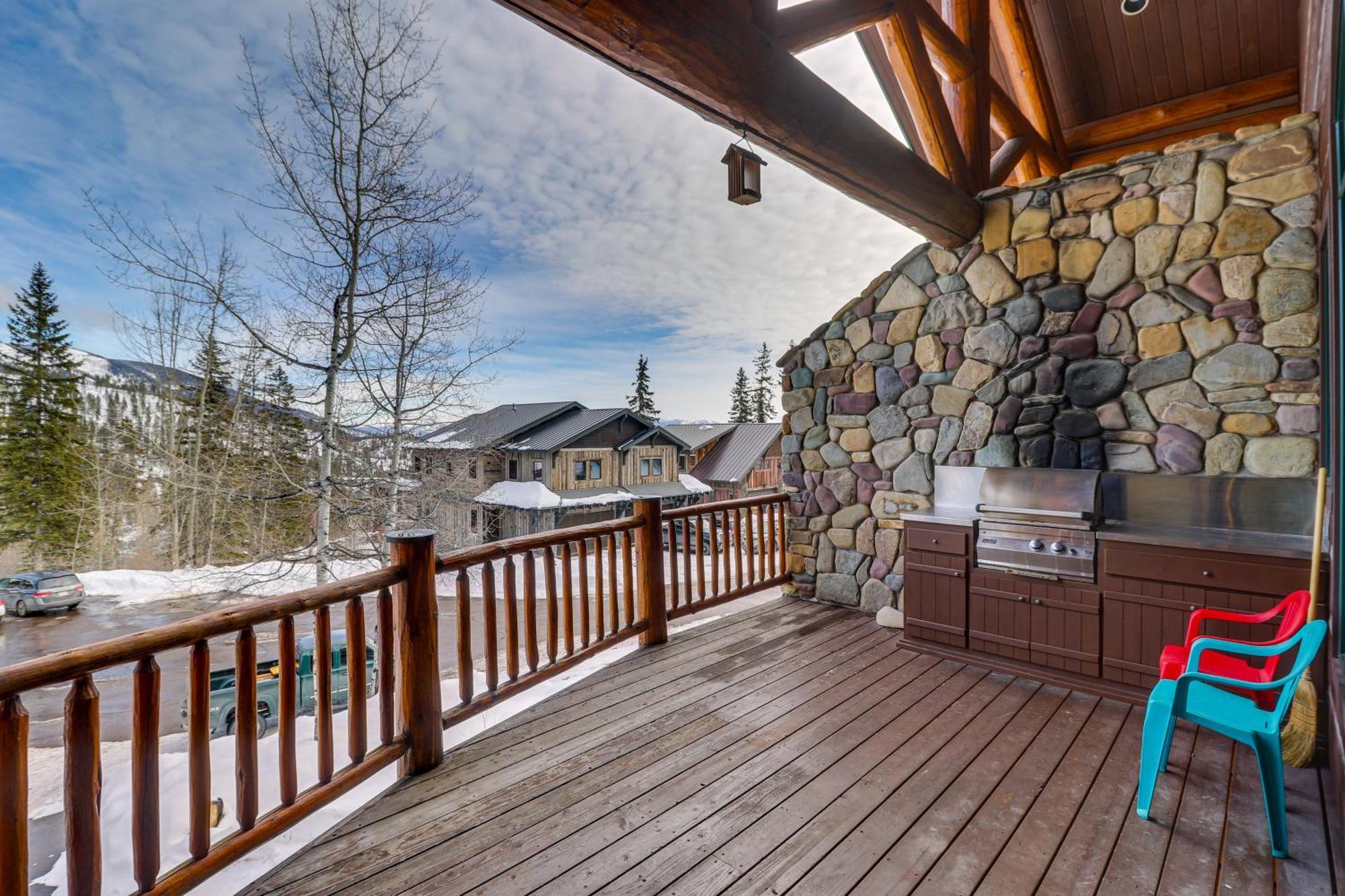 Spacious Whitefish Home With Sauna And Ski Resort View מראה חיצוני תמונה